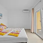 Amazing In With Wifi Apartment